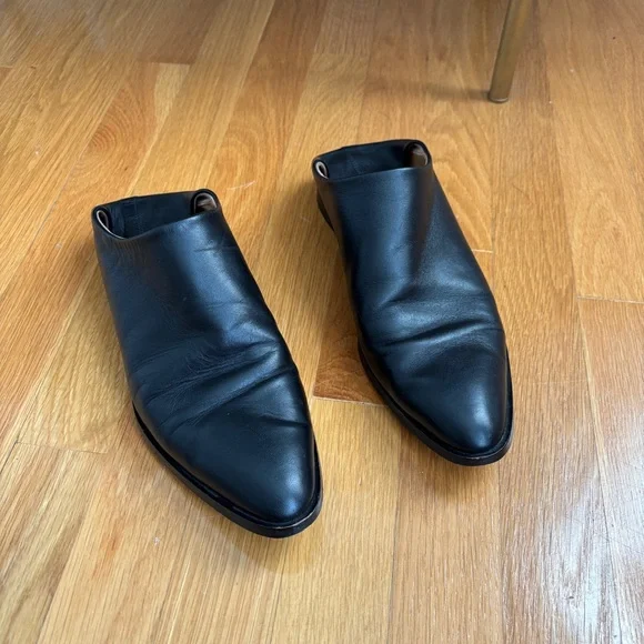 Women’s Everlane Black Loafers - Picture 2 of 9